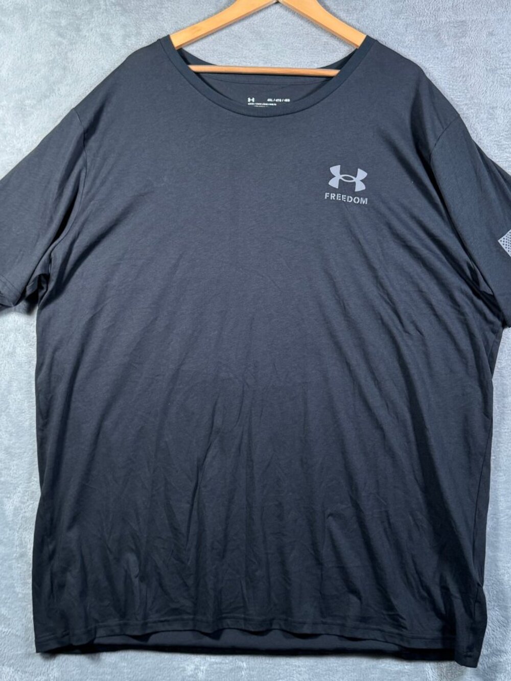 Under Armour T Shirt Mens 4XL Gray Freedom Flag Graphic Short Sleeve 1370810